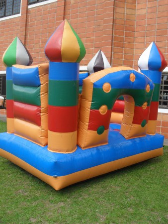 Balão pula pula castelinho inflável - ATÉ 7 ANOS